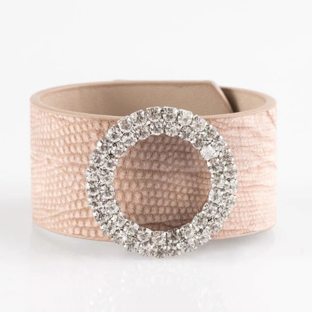 Ring In The Bling Brown Urban Snap Bracelet - Picture 2 of 2